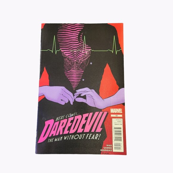 Marvel Daredevil #12 2011 Comic Book Collector Bagged Boarded - Picture 1 of 2
